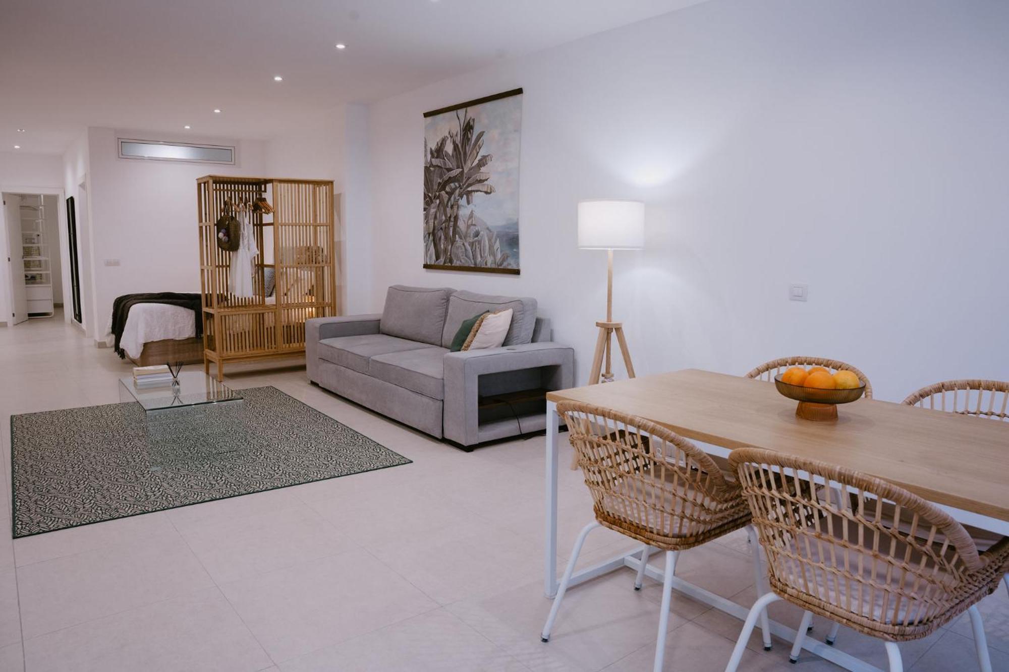 Las Canteras Beach Suites Лас Палмас де Гран Канария Екстериор снимка