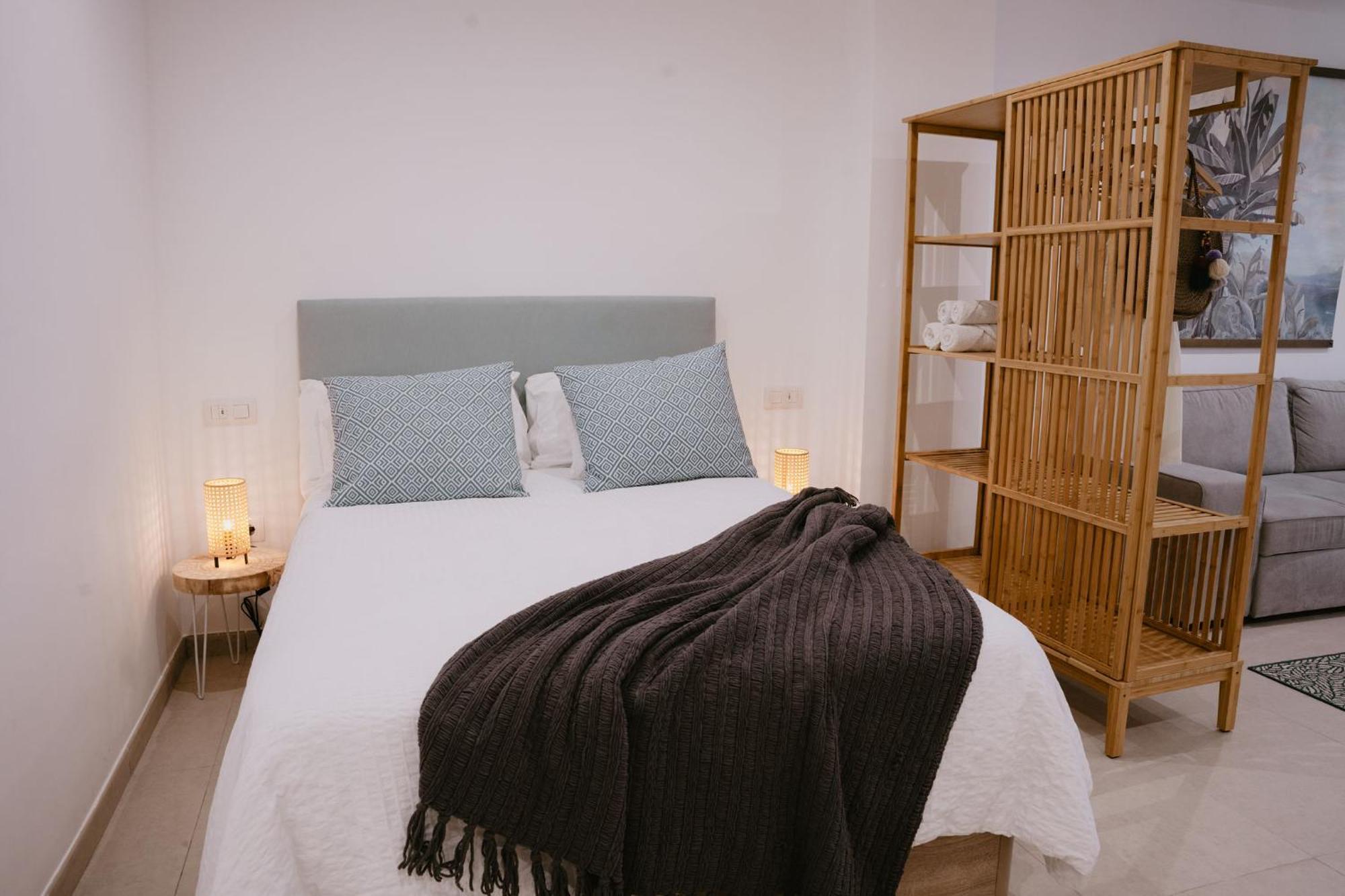 Las Canteras Beach Suites Лас Палмас де Гран Канария Екстериор снимка