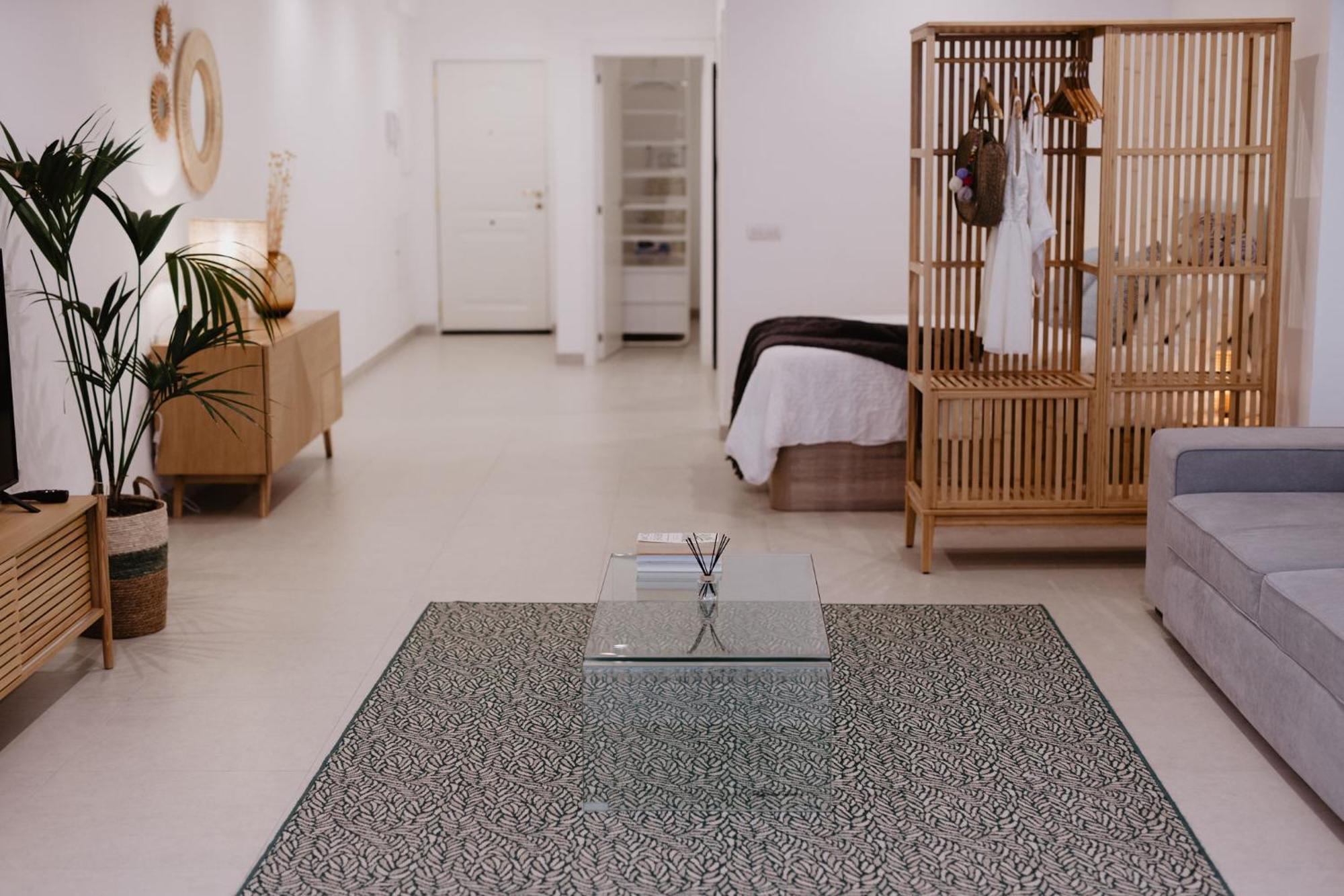 Las Canteras Beach Suites Лас Палмас де Гран Канария Екстериор снимка