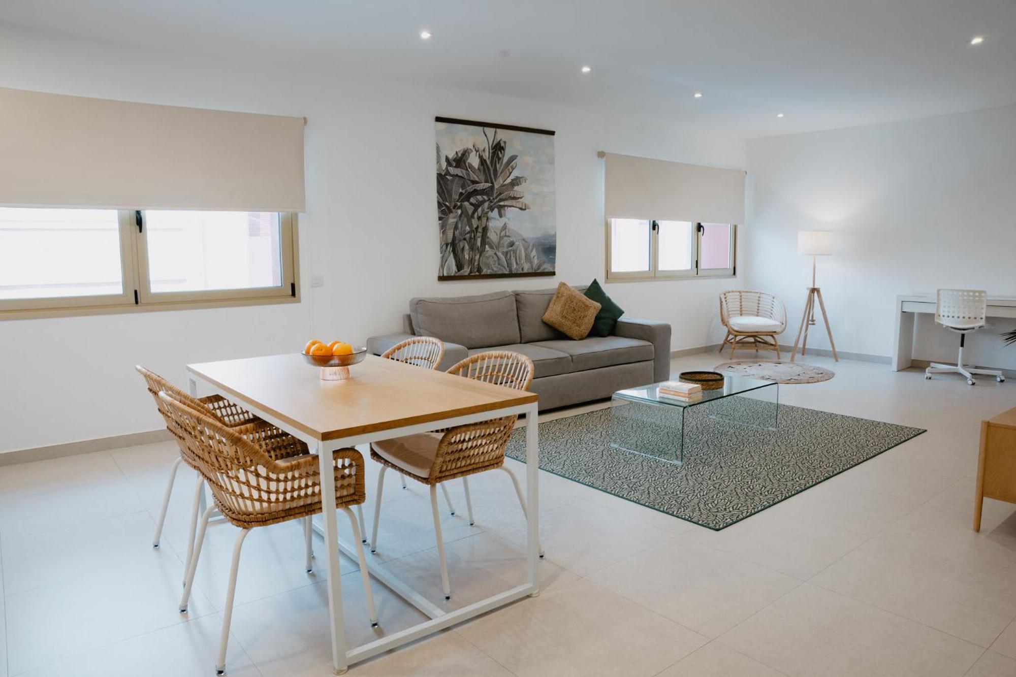 Las Canteras Beach Suites Лас Палмас де Гран Канария Екстериор снимка